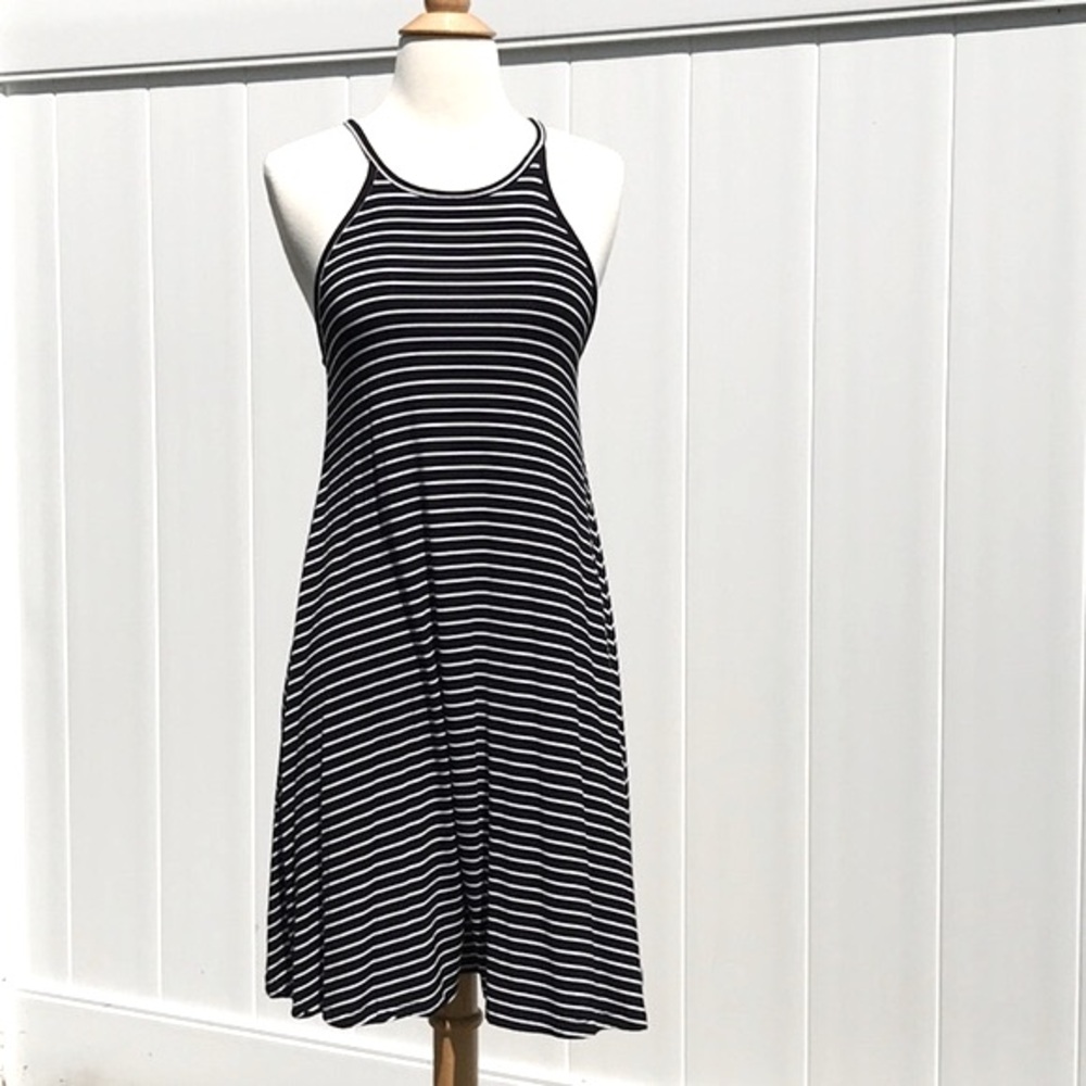 NWOT Old Navy Halter Slub Knit Swing Black and White Striped Dress Size Small